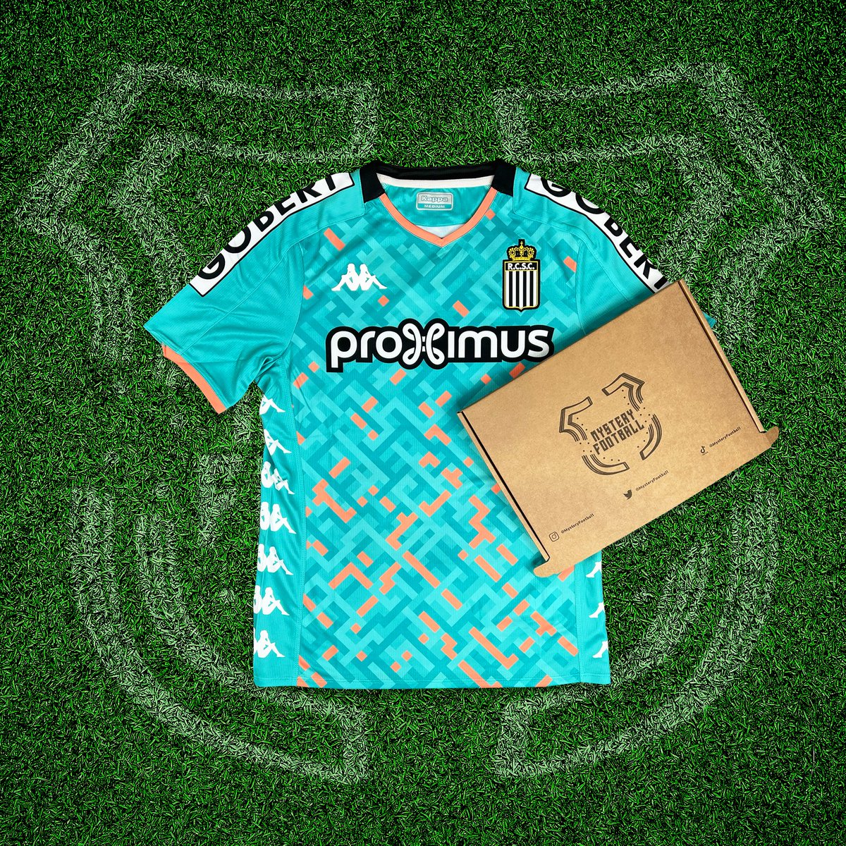 mysteryfootball's tweet photo. If Harry Kane scores vs West Ham today, we will give away a Mystery Football shirt to one lucky follower!👊📦

To enter: 
1️⃣ RT this tweet
🤝 Follow us

Good luck! 🤞🏻 https://t.co/qxYK5lkbxy