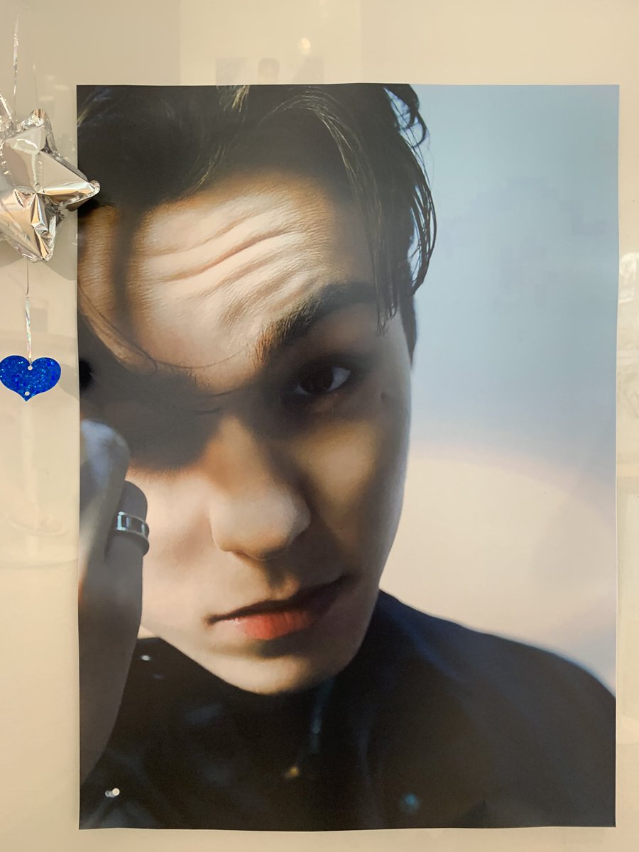 DKanythingbutDK's tweet photo. มีแต่ความเท่เต็มไปหมด ยิ่งโตยิ่งหล่ออ่ะบี๋;-;🖤 #TheVernOnlyOne https://t.co/bNqjUyqmR5