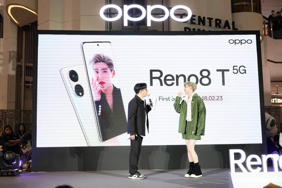 prjipata's tweet photo. #พีพีกฤษณ์ แจกความสดใสในงาน “OPPO Reno8 T 5G First Sale Day” กับการวางจำหน่าย OPPO Rano 8 T5G รุ่นใหม่ อย่างเป็นทางการ กับสมาร์ตโฟนที่ถ่ายพอร์ตเทรตได้คมชัดที่สุด เก็บได้ครบทุกรายละเอียด ด้วยกล้อง 108MP ในราคาเริ่มต้น 13,990บ.
#ppkritt
#OPPOReno8T5G_th #OPPO108MPPortraitCamera https://t.co/TChNHK8c5A