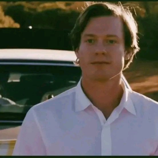 rockerchic27_'s tweet image. Happy Birthday to the talented and amazing,Sam Reid :) ♡ hope he has a great day :)  

#SamReid,#Birthday,#AustralianActor