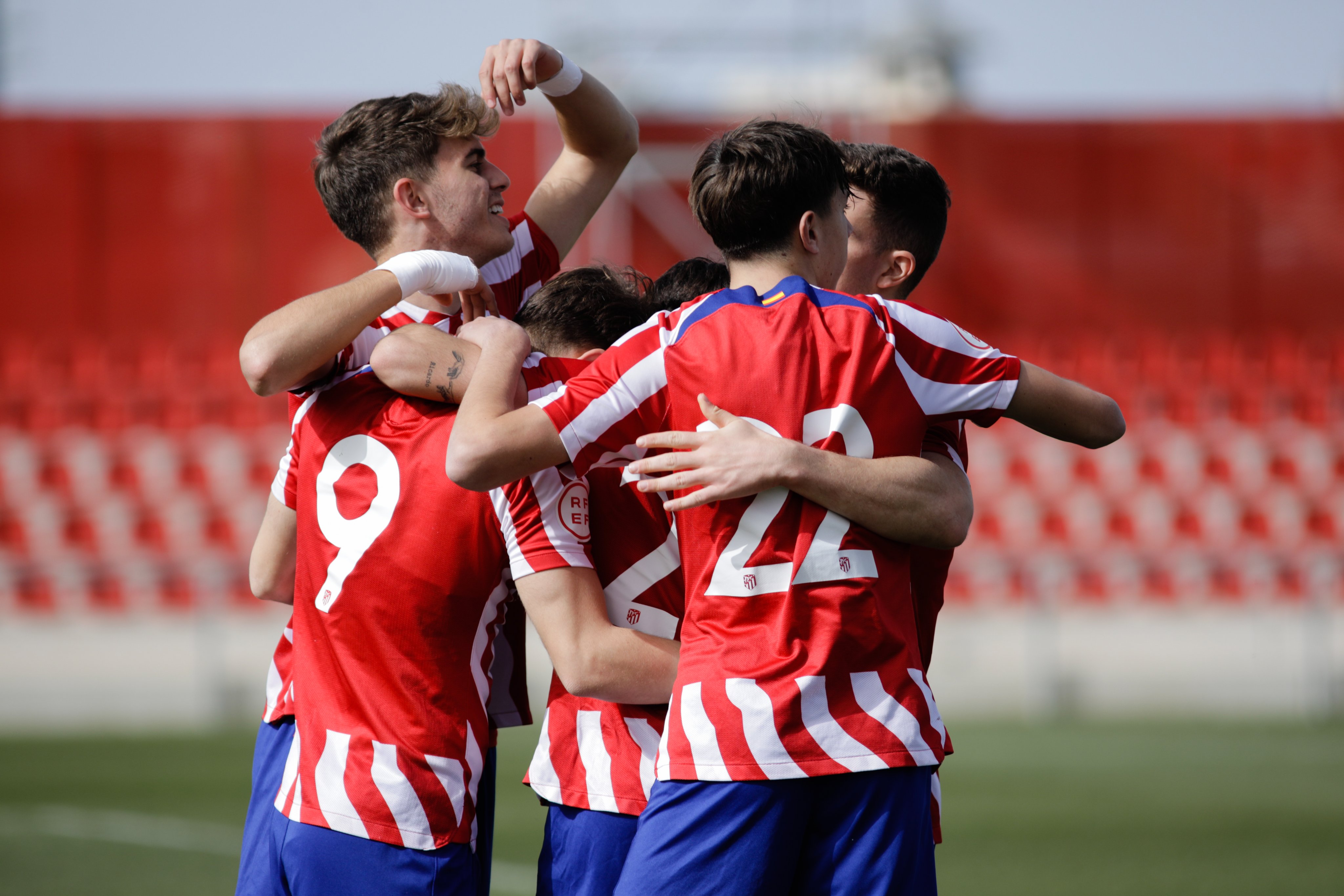 Atleti Academia on X: INFANTIL DIVISIÓN DE HONOR Atlético de Madrid  Infantil B 7-0 Torrejón B ⚽ Yere (4), Nacho, Guille y Prince   / X