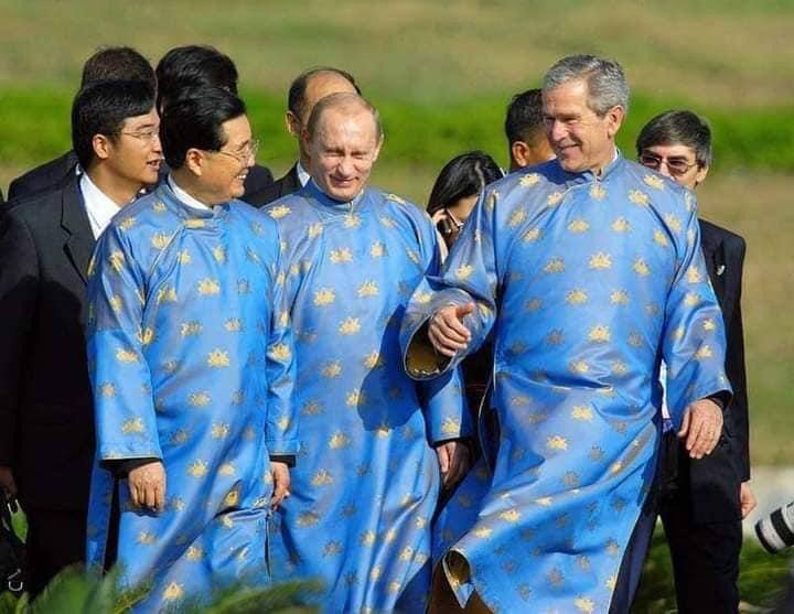 Stefania8786798's tweet image. 😌😈🔴❗It’s a huge club  🤡
#OccultSymbolism
#ScriptedReality
#TheWorldIsAStage