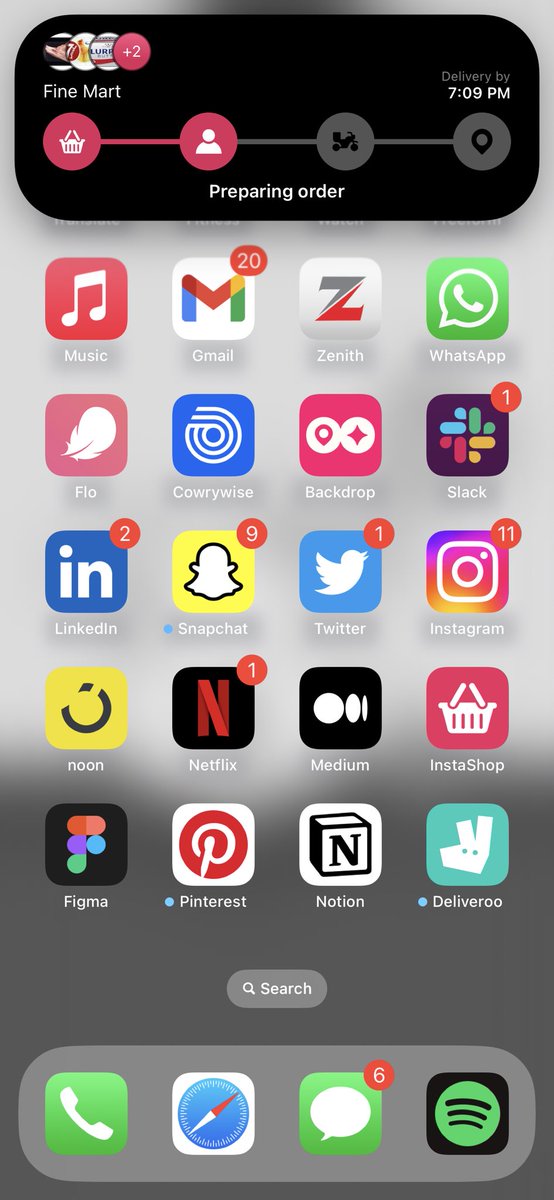 _Oyeyinka's tweet image. @InstaShopUAE making good use of the dynamic island, love it!