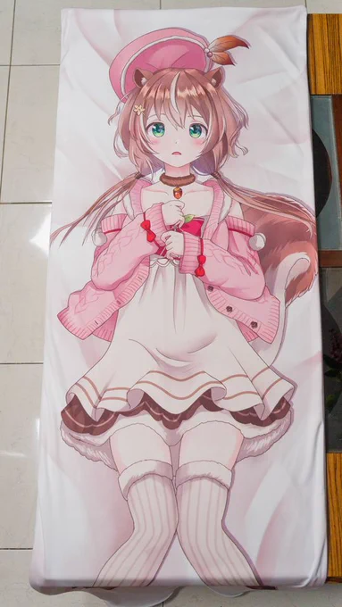 Jasa Cetak Dakimakura (Japan &amp; China Quality)Harga :- Tinta Jepang = Rp 300.000 / Pcs (Depan Belakang) - Tinta China = Rp 230.000 / Pcs (Depan Belakang)untuk pembelian 1 lusin (12 Pcs) akan mendapatkan diskon !!!Untuk Gallery   