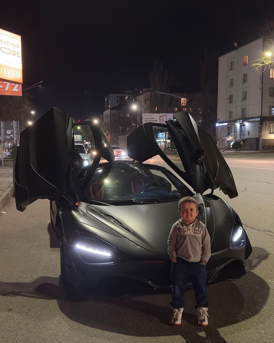 Hasbulla's tweet photo. McLaren nights 🌃
Morning gms☕️ https://t.co/t4saRYOHcm
