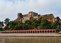 Greetings from @LidderValley! Ready to explore the ancient #AkhnoorFort and its rich history. #JammuKashmir #IncredibleIndia