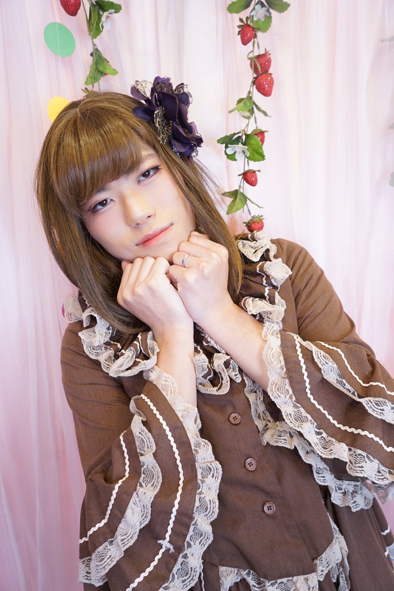 sigurenoyouna's tweet photo. 今日は女装サロンのMillkyさんでメイクとロリータの可愛めの衣装を着ました もうメイクの技術の次元が違くてめっちゃ可愛くしてもらいました また行きたい︎👍今回はスタンプなしで載せます
#Millky
#女装 https://t.co/fKbeloUo59