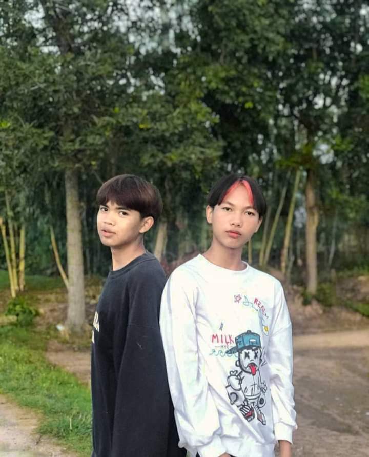 Arisa42859595's tweet photo. ก็โสดอ่ะค้าบจีบได้น่ะค้าบ✌🏻💜🐰  #โคราช  #ประทาย https://t.co/LpYgkuopjy