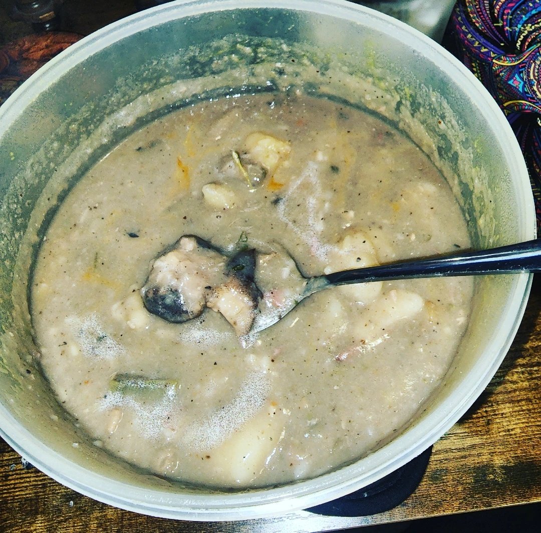 ItsmindofJson's tweet photo. so nourishing
#MANISHWATER AKA #GOATHEADSOUP
i can smelll rhe balls in it https://t.co/1hL5YzoTx8