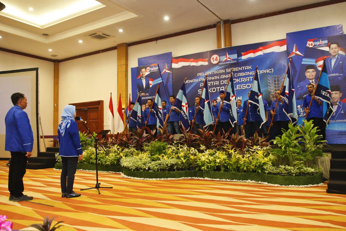 Pelantikan pengurus DPAC Partai Demokrat dan Pengukuhan Ketua Srikandi DPAC Partai Demokrat se Kota Cilegon.
Optimalkan Mesin Partai!!
Bersama memperjuangkan perubahan dan perbaikan!!
Demokrat S14P!!