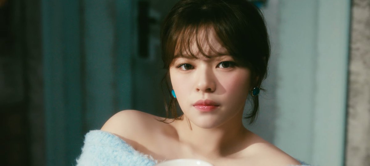 Didichuuu's tweet photo. My god Jeongyeon u don't know what u have done with my heart.....u so cool and hot....
READY TO BE IS COMING
#OpeningTrailer_ReadyToBe
@JYPETWICE https://t.co/fUw41Fb5h1