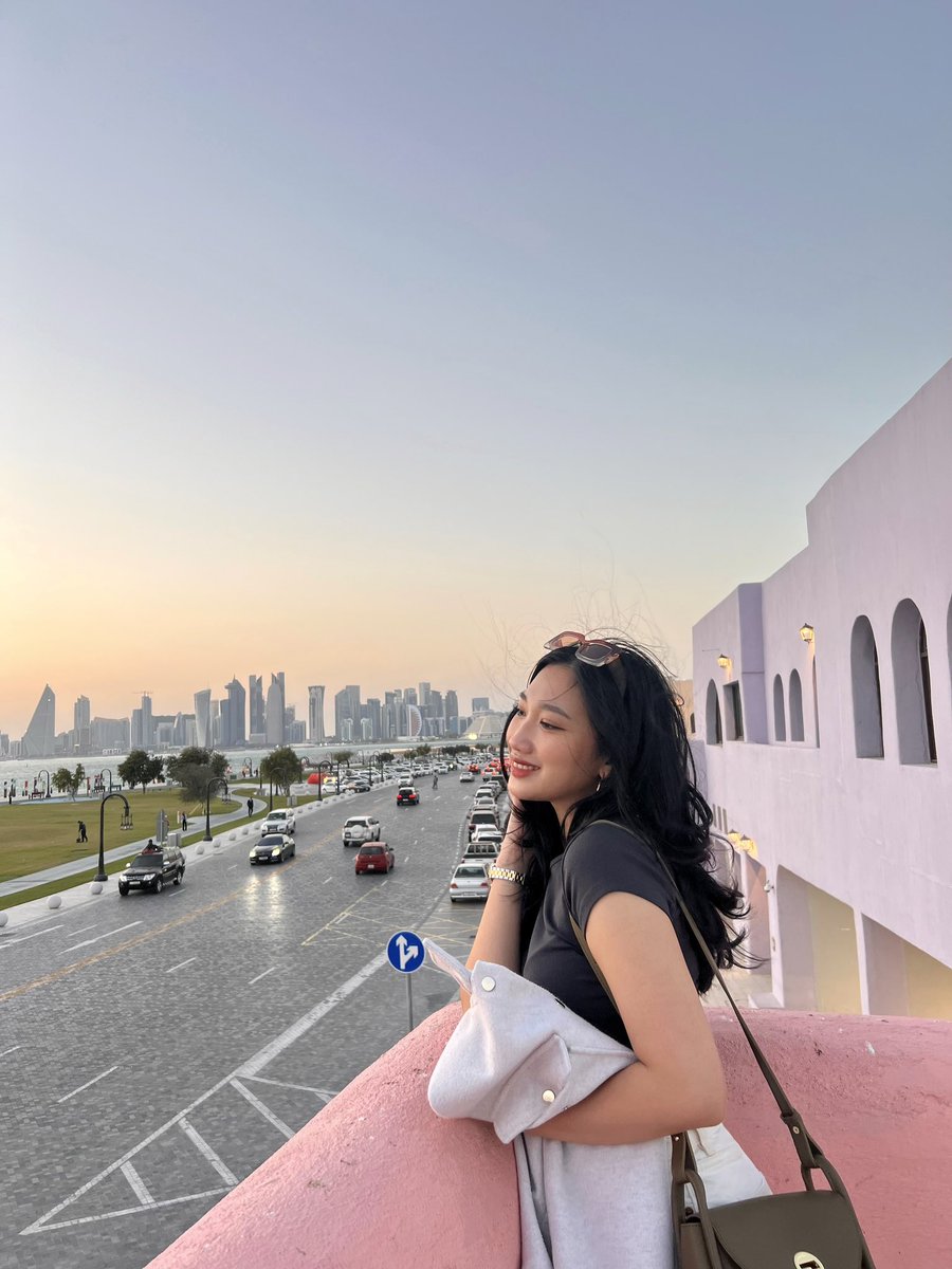 4deliaa's tweet photo. Prettiest city https://t.co/yJIybH5NjO