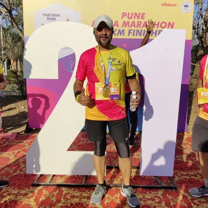 kams_ani's tweet photo. Sunday done right. 21.1 KMs done &amp; dusted, officially this time. Next up, a full Marathon of 42 KMs.
#CelebrateYourself
#NothingIsImpossible 
#BhaagoBindass https://t.co/wTjsC7bjV5