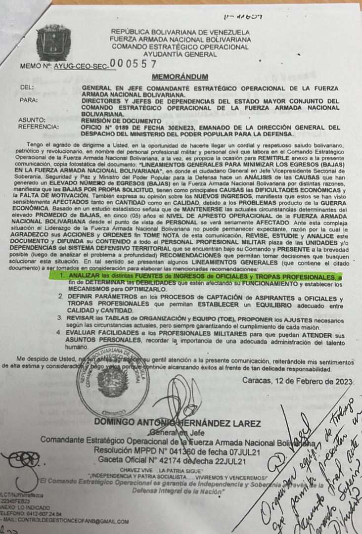 Carive15's tweet photo. No hay apresto operacional y en dos días de  Conflicto bélico, se van los pocos que quedan. La actual "fan'b" es el brazo armado de la Confederación de Estructuras Criminales Transnacionales #CECT 
@caracastv04 @cperez1962 
#Lasalidalafuerza 
#ComunismoEsMiseriaHambreYMuerte https://t.co/DT6yUo9lRC
