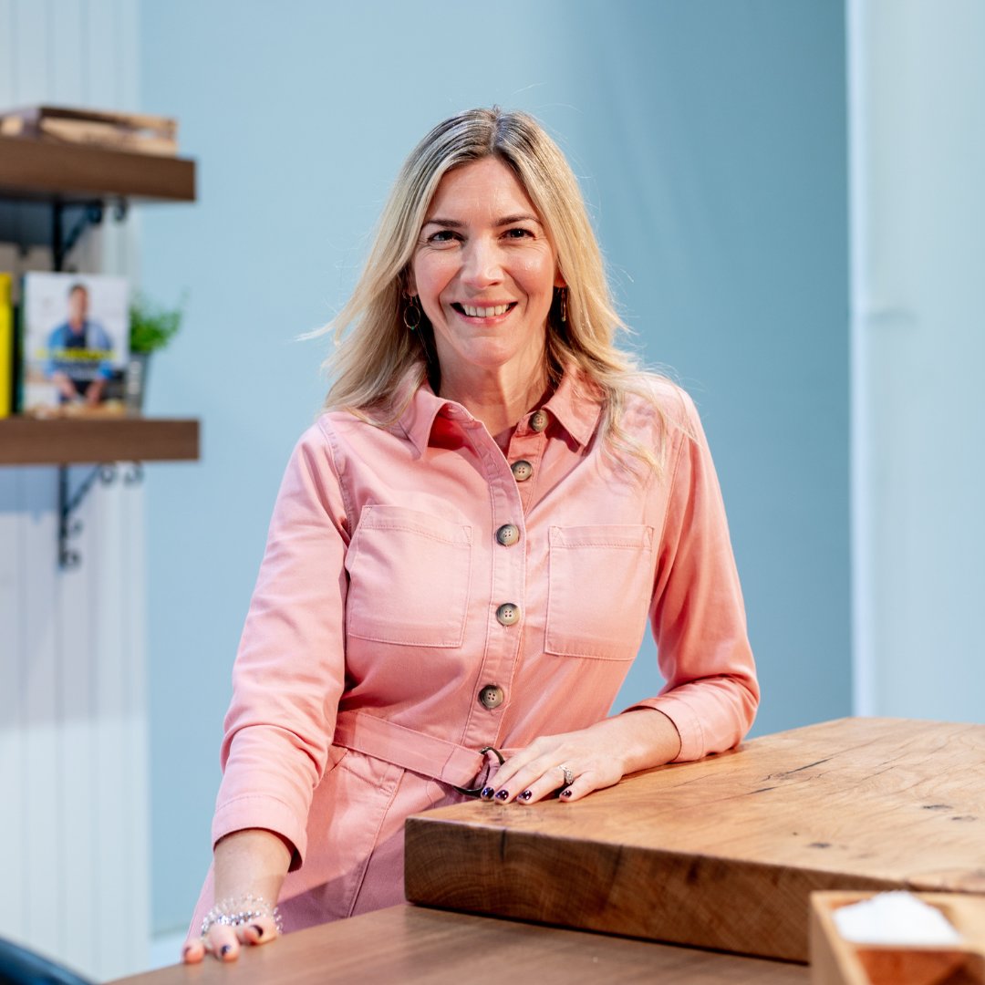 BBCGoodFoodShow's tweet photo. Wishing the wonderful Lisa Faulkner a Happy Birthday! We hope you have a lovely day 🥂
From, The BBC Good Food Shows Team
#BBCGoodFoodShow #GoodFoodShow #BBCGoodFoodShow #BBCGFSS #Foodies https://t.co/BNYs3pslGO