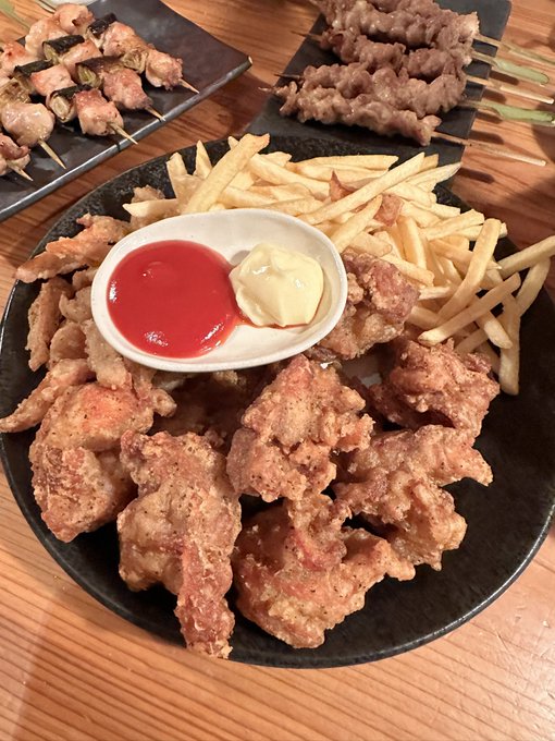 お疲れ様でした。うぇいさんしもやぎさんありがとうございました。

アイカツのライブ、毎月とは言わんから年2回ぐらいでずっとやってくれ… 