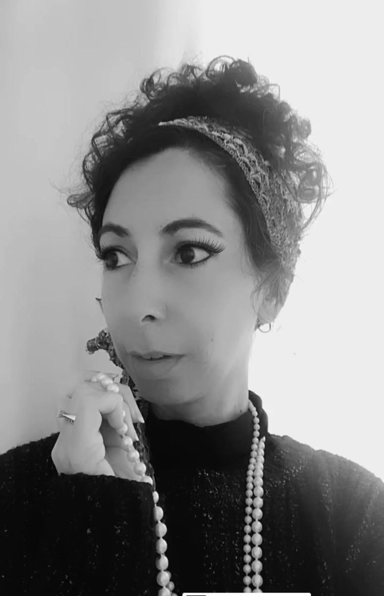 RoniLiLa's tweet photo. Getting Jazzi with it https://t.co/d3ZQnecgad