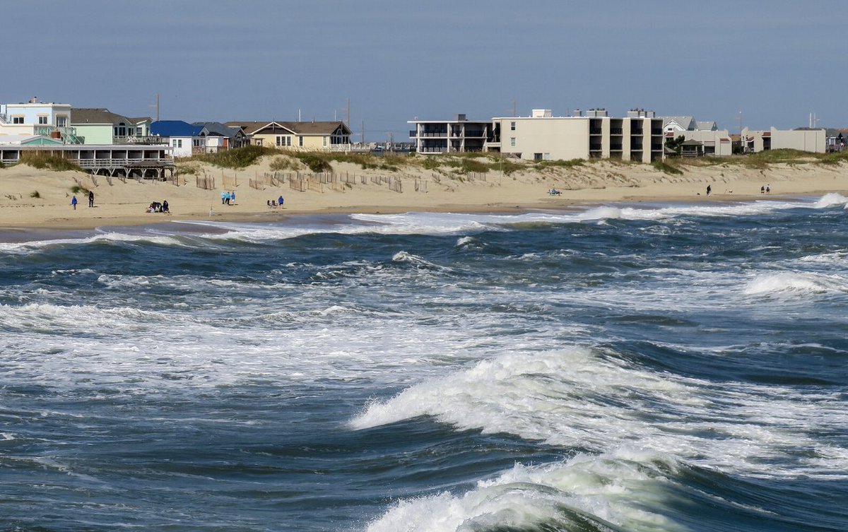 marnicpatterson's tweet photo. We had fun fishing at #jeanettepier in the #outerbanks and got nice pictures of the ocean.
#pierfishing #obx #obcnc #iloveobx #obxnow #obxlife #outerbanksnc #visitnc #northcarolinabeaches #travelwritersuniversity #ifwtwa #trip101com #travelphotography #travelphotographer https://t.co/8WbWhs1Xck