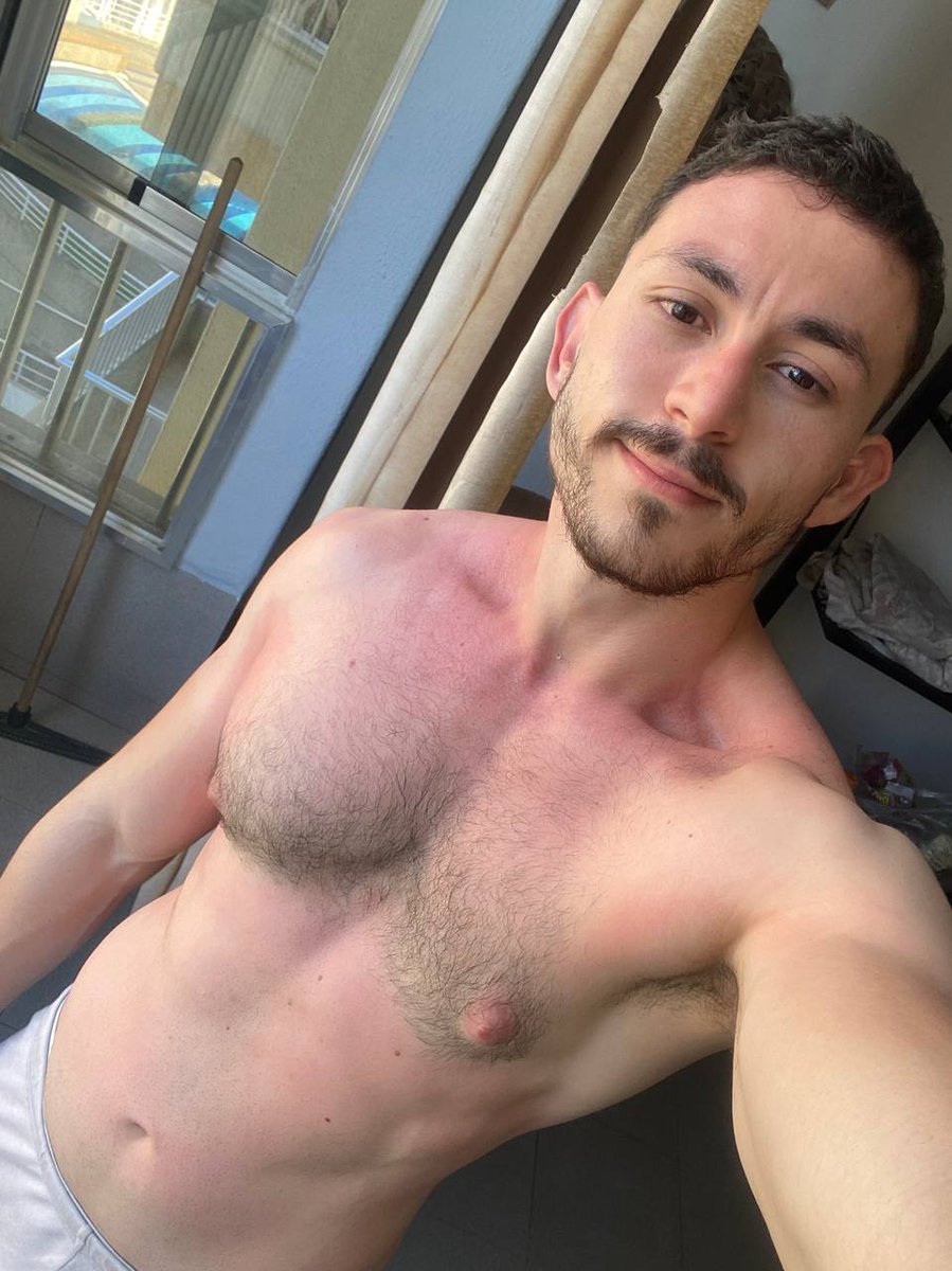 The Dancing King 🔱 tweet media