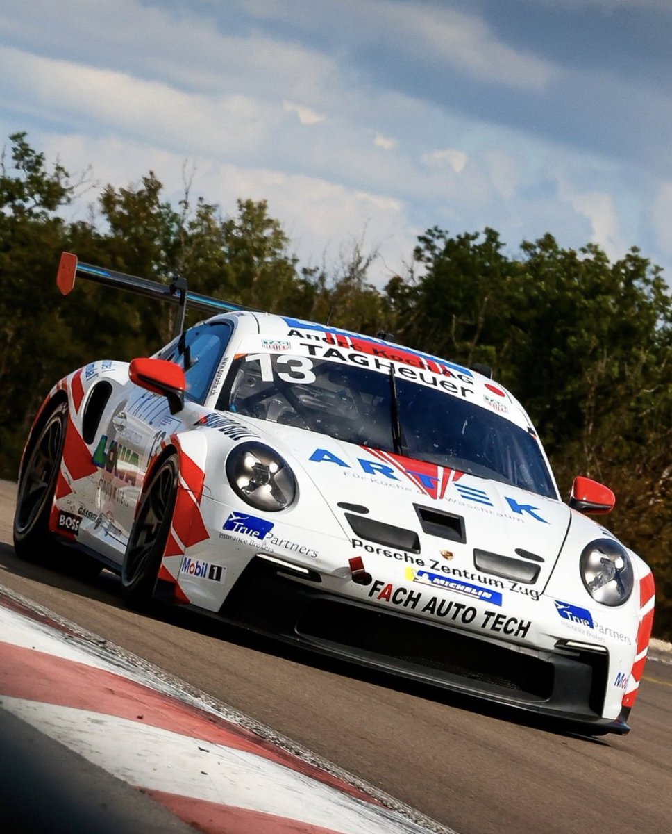 ferati_jasin's tweet photo. Ferati neu im Carrera Cup
Neue Herausforderung für Jasin Ferati: Der 19-jährige Winterthurer Rennfahrer wechselt vom nationalen auf das internationale Parkett und startet 2023 mit einem 515 PS starken GT-Rennwagen im hochkarätigen Porsche Carrera Cup Deutschland. https://t.co/BPxzWAvrDj