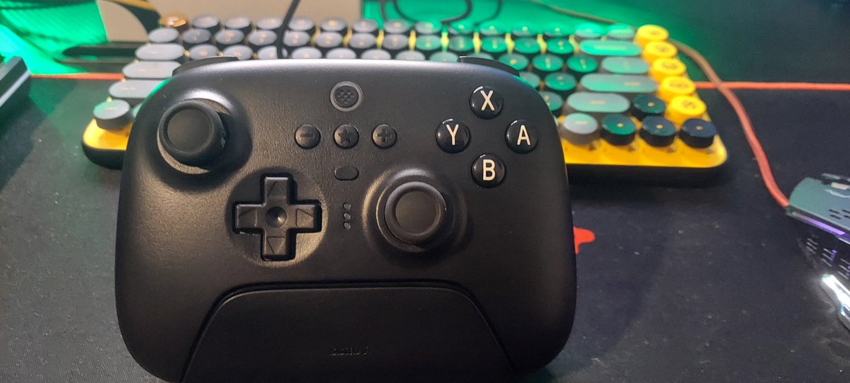 NScarfOfficial's tweet photo. Going to be doing a video showing how the #8bitdoultimate might be the go-to controller for #THEATRHYTHMFINALBARLINE when it comes to Bluetooth vs 2.4gh connection https://t.co/CFbZ0kUbbs