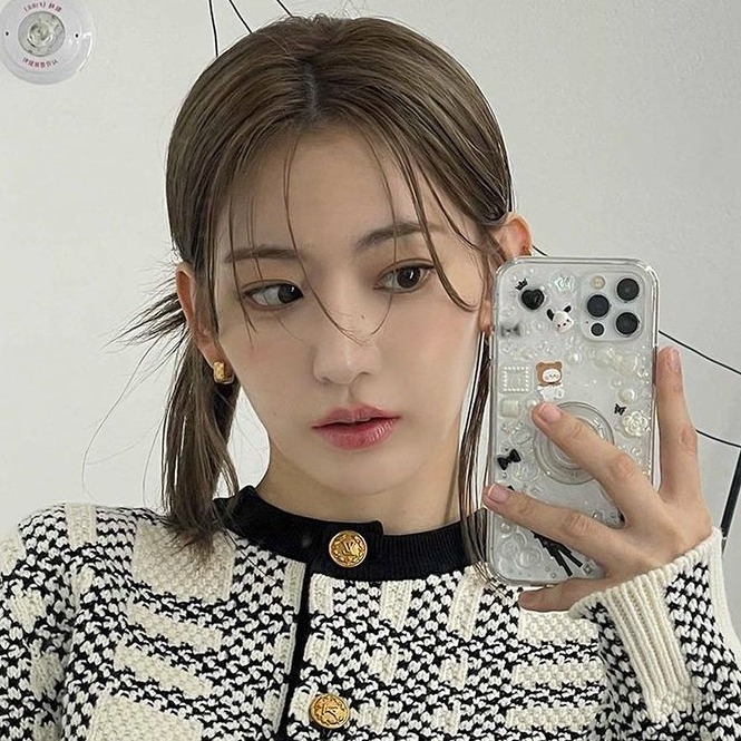 fleurdusoleil__'s tweet photo. « So what you here for?
Don't pretend you don't think you deserve more » ;; - 21.37.19.02.23

                                        ❀
みやわき さくら """ https://t.co/OkHUQZZ7Qe