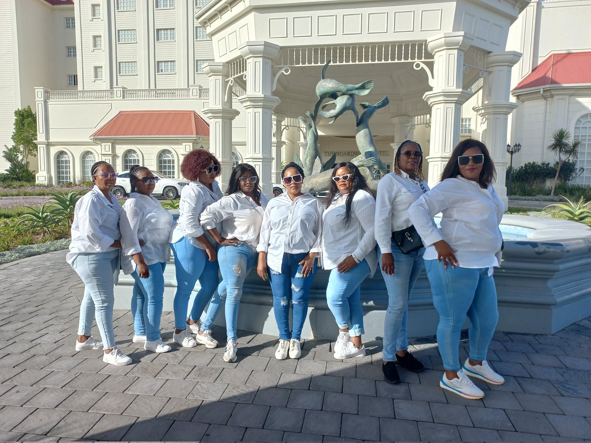 GoldenTours10's tweet photo. .!!Gupta Ladies from Kagiso We hosted them for 5 Nights To P.E📍...❤️‍🔥❤️‍🔥👌👌💥
✅️Safety 1st
✅️Fun for your groups and Freinds
✅️🤌🤌we make your Happy Holiday..Book with us now 
What's app(0734996687)
@KaizerChiefs #KaizerChiefs
#RobertGumede https://t.co/JPoaDENQlm