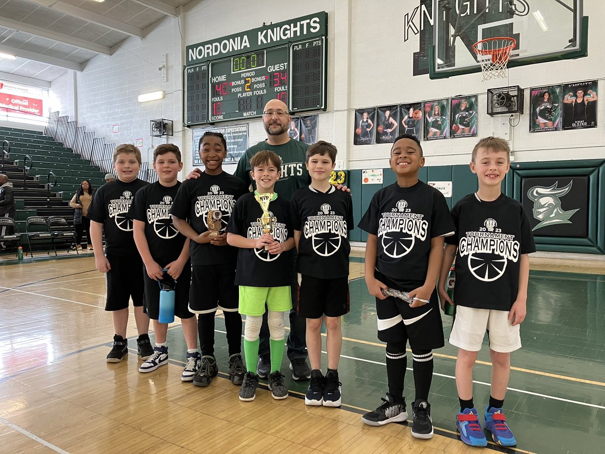 PlayNYB's tweet photo. Your 2023 NYB 3/4 Boys Division Tournament Champions - Team Dinovo

Team Dinovo 40 Team L Holmes 34

Tournament MVP - Jonathon Dinovo 

@JoeSuperintend1 
@NHillsNews 
@NordoniaSchools 
@NKnightsBoysBB https://t.co/VtfWaLLNqf