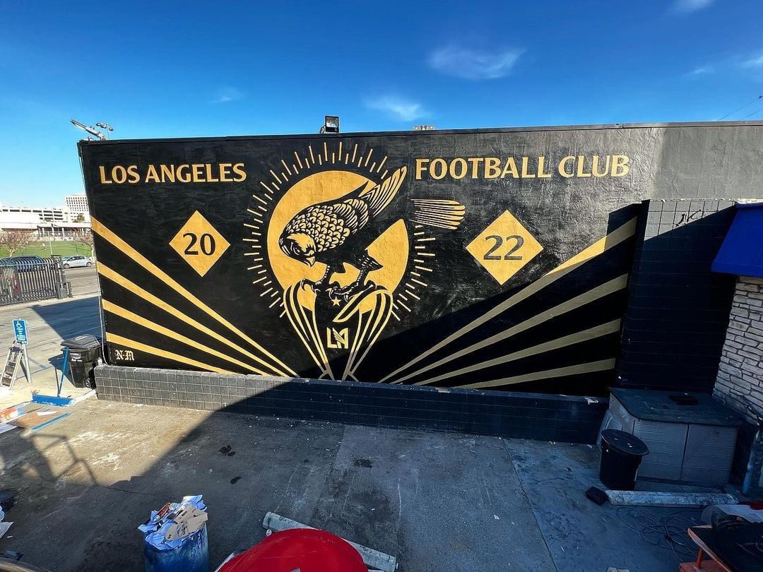 LAFC3252's tweet photo. #nevermade cleaning up the streets of Los Angeles one mural at a time

#LAFC
#The3252
#ForeverFaithful https://t.co/8C6A8cJepc