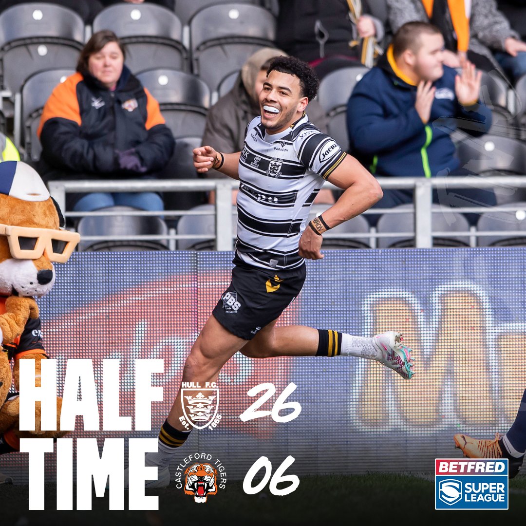 hullfcofficial's tweet photo. ⏱️ 𝗛𝗔𝗟𝗙-𝗧𝗜𝗠𝗘: Hull FC 26-6 Castleford Tigers

Some first forty minutes of the season, lads - keep it up! 🔥

⚫️⚪️ #COYH https://t.co/F5TTJc1cIL