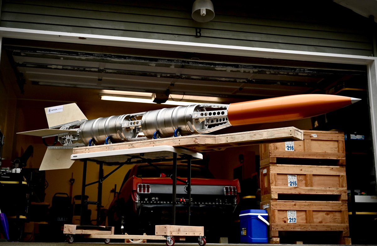 kegrocket's tweet image. Starting to look like a rocket!