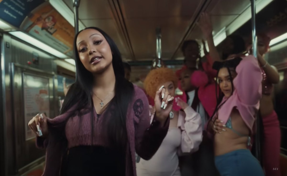 brooklynrwhite's tweet photo. 🚇✨ https://t.co/LlK0SclZGC