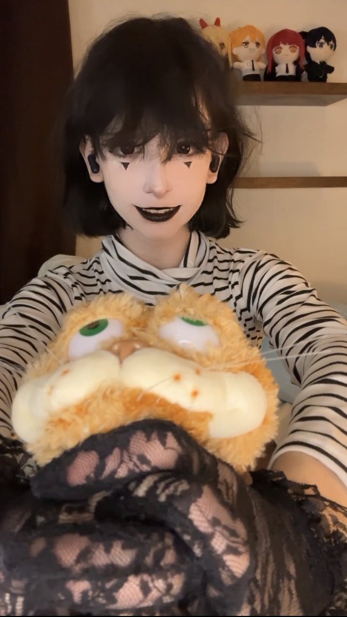 bwu_gi on Twitter: "hello garfield did you enjoy your breakfast"