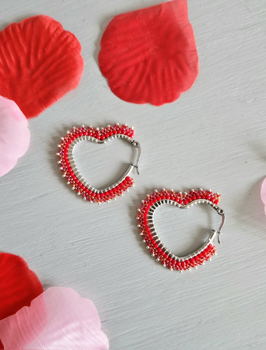 Amy Guettler on Twitter "RT MiambaBoutique Wear your heart on your