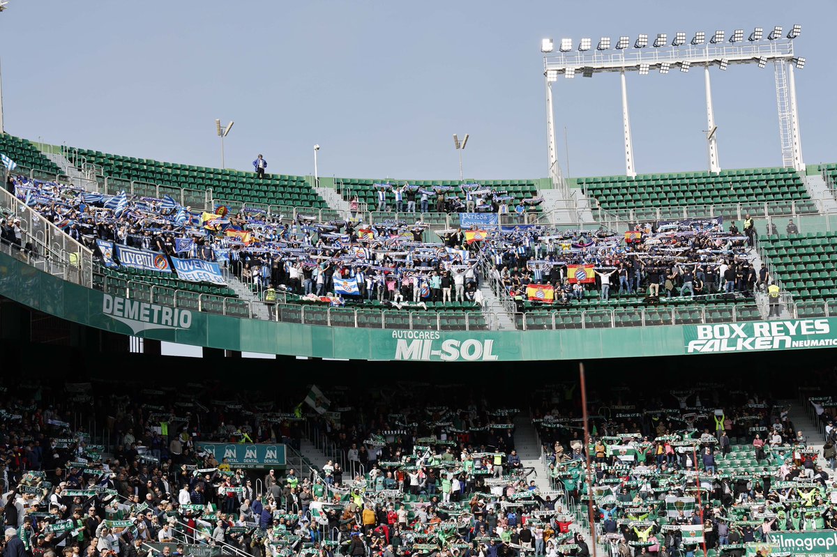 Victoria clave en un estadio muy especial para mí ⚽️ Muchas gracias a los desplazados, esto va por vosotros 💙