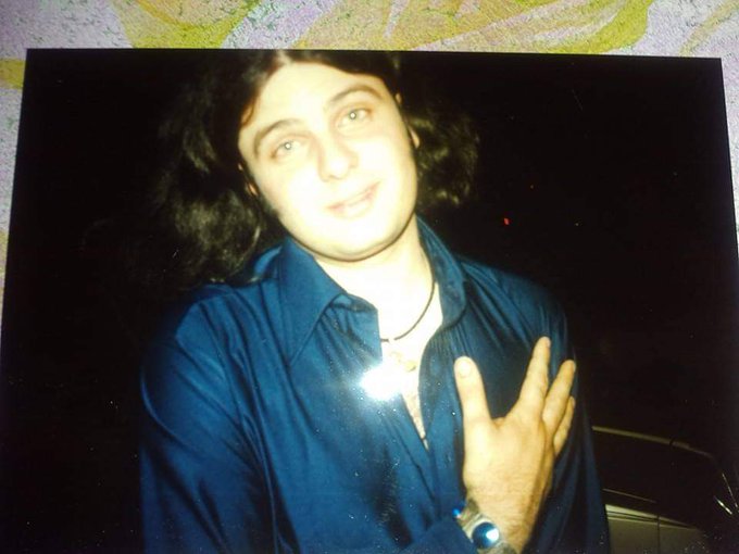 Me in the 90s with a big heart and a tiny brain. https://t.co/oUhO8UBGMp