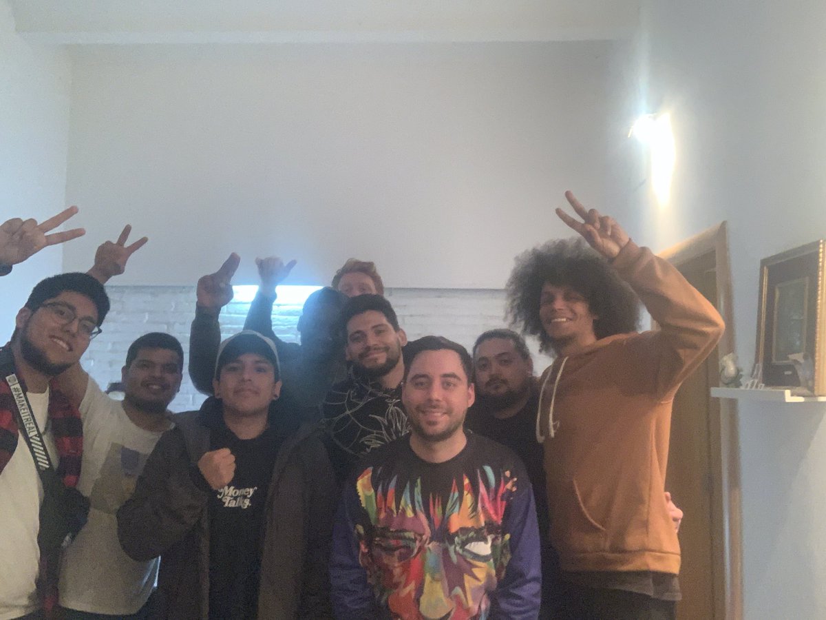 Ark_Griec's tweet image. Con @SergieMazter apunto de empezar streaming twitch.tv/blackkazama FT5s y posible torneito mas tarde! Lets goo Peru esta en la casa!