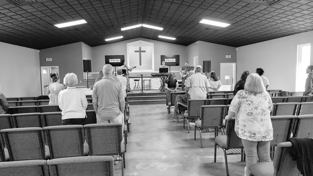 LeviRolston's tweet photo. We witnessed the birth of a new church this morning! We are pumped for @aaronchan10 @ HOPE Church planted out of River City!
@bryansamms https://t.co/sOq5fu4jCT