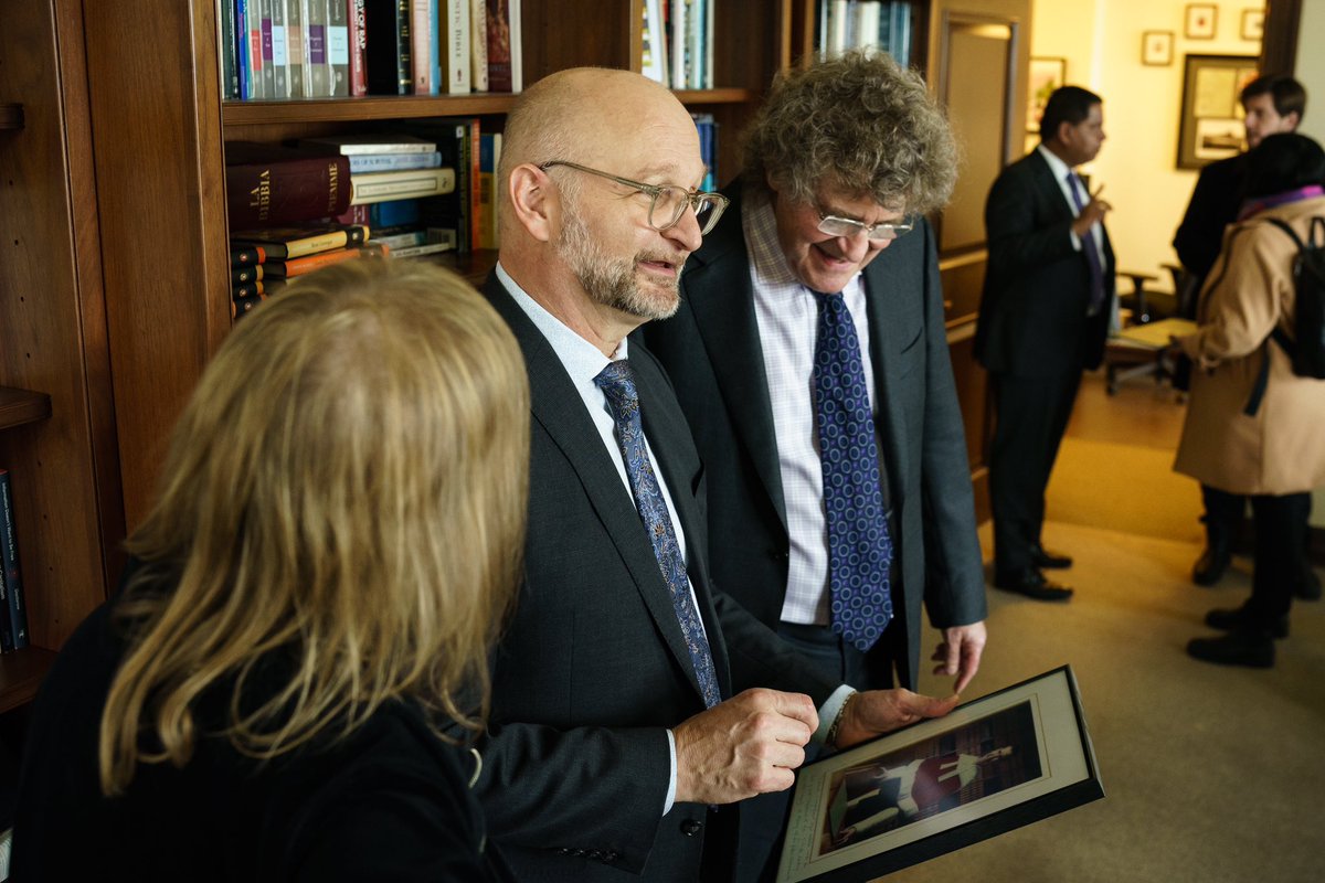 DavidLametti's tweet image. For 23 years, David Milgaard was imprisoned for a crime he did not commit, because of a wrongful conviction. Alongside his sister Susan &amp;amp; James Lockyer, we tabled David &amp;amp; Joyce Milgaard’s Law, establishing an Independent Miscarriage of Justice Review Commission.