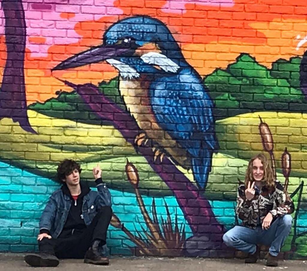 KF throwback.. young George and Louis
•
•
#kingfisher #kingfisherband #kingfisherbanduk #kingfisherbandlive #newmusic #rockmusic #rocknroll #music