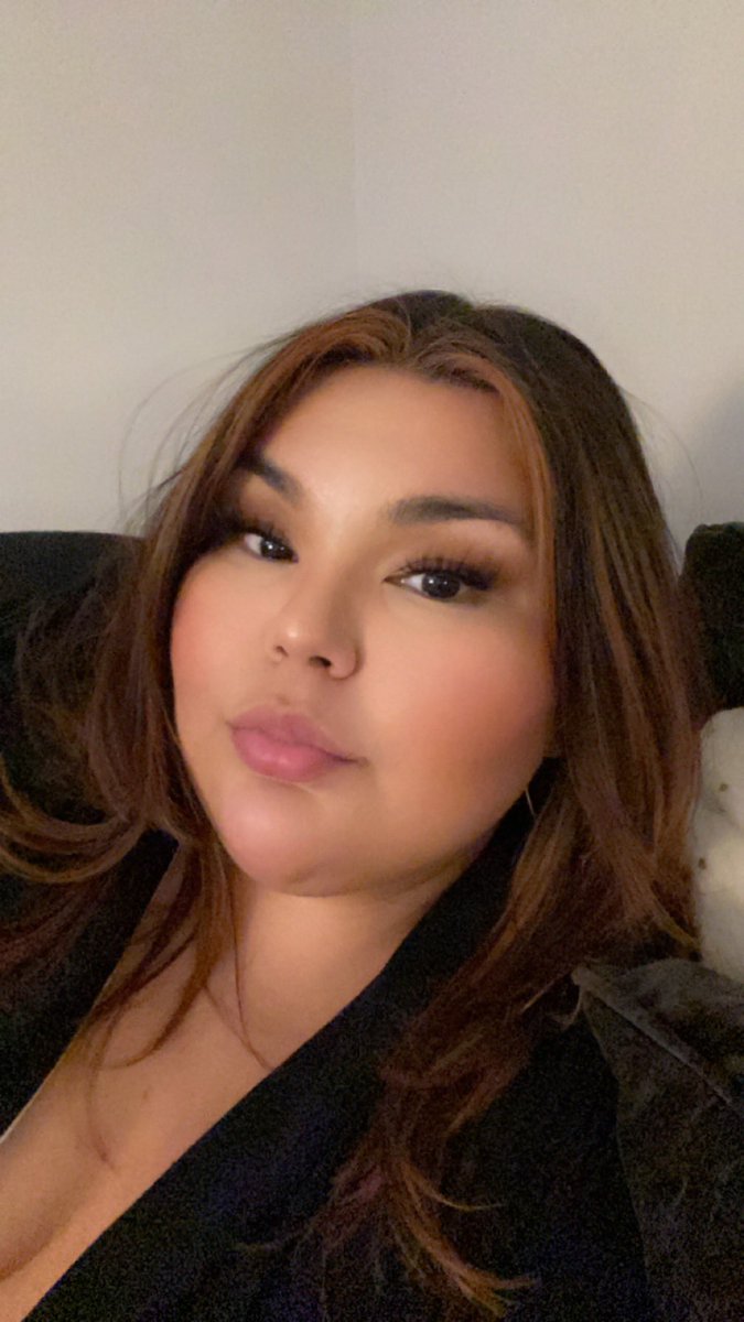 bigheadmami's tweet photo. This boy be in my dm saying I’m prettyyy☺️ https://t.co/dbcrklxcvz