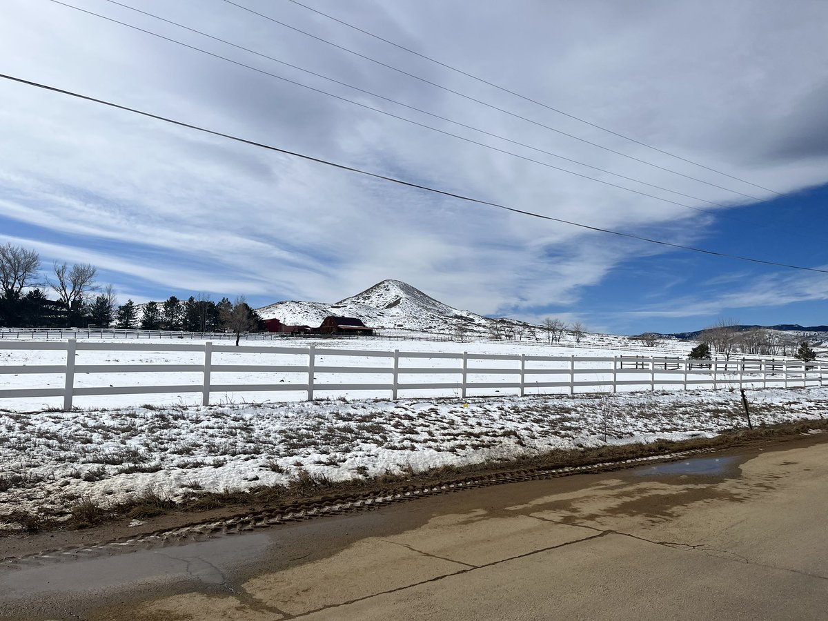 At a minimum, Boulder County locals know this amazing geographical landmark. Haystack Mountain is for sale! Anybody have about $12.9mil to spare?? See the pic below from a run yesterday. @bouldercolorado @cityoflongmont @niwotcolorado zillow.com/homedetails/56…