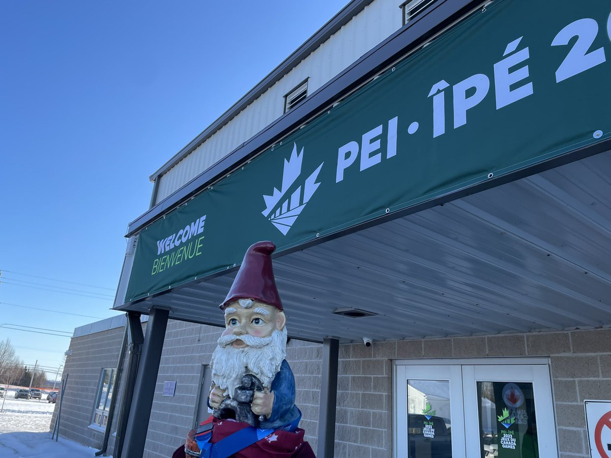 WELCOME MAT: So nice to get a warm welcome <a href="/2023CanadaGames/">2023 Jeux du Canada Games</a> with my @Team_EquipeNB #SportNB
#TeamEquipeNB
#PEI2023
#2023CanadaGames