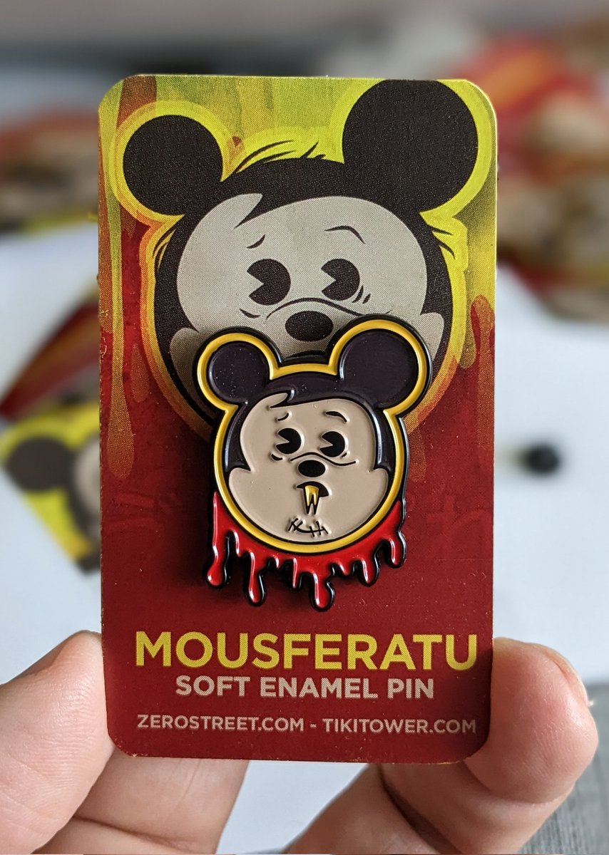 Mousferatu. This adorable blood sucker is available at my shop.

zerostreet.com

#mousferatu #pin #pins #lapelpin #softenamel #softenamelpins #mouse #vampire #nosferatu #undead #cute
