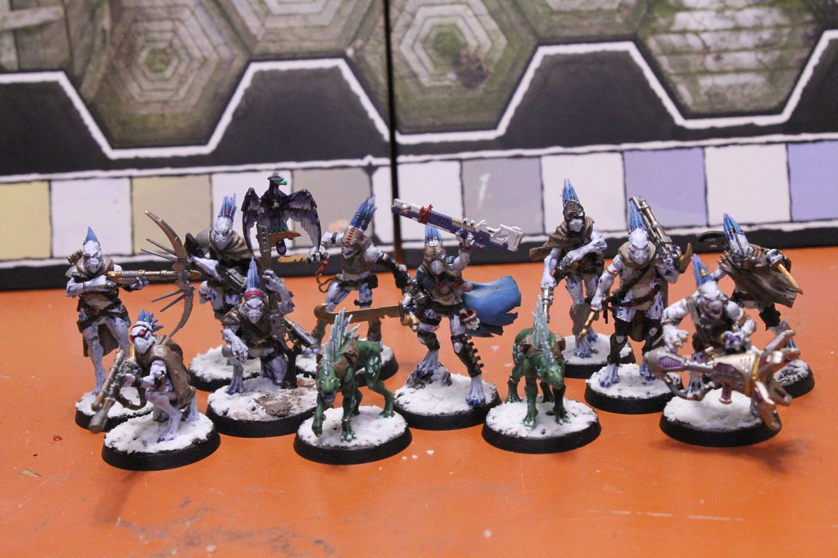 @Canyourollacrit @wepaintmini @cultofpaint @warhammer Blue Kroot unite!