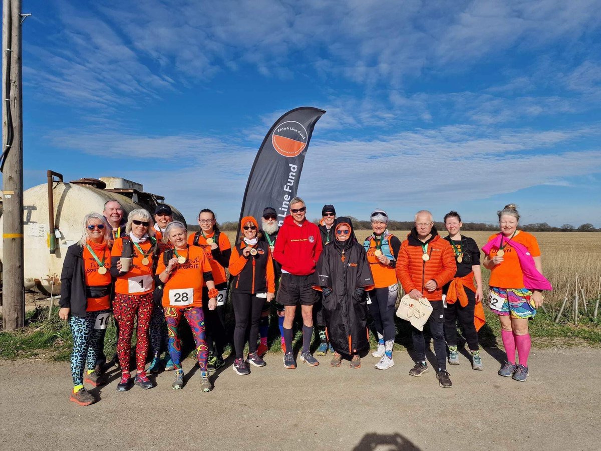 finishlinefund's tweet photo. Today we were delighted to support Cold Norton Trail Events at their fantastic fundraiser for @FarleighHospice 
Brilliantly organised for a great cause. Here we are with organiser Fiona Pratt. @FlyersSouthend &amp; Rayleigh Rats fielded strong teams
#supportingsportinourcommumity https://t.co/JJ0m6dCFP7