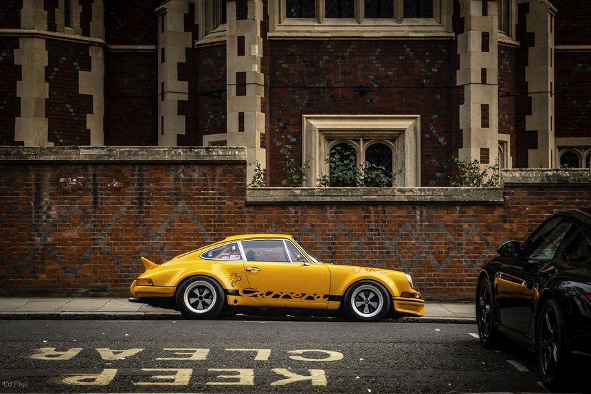 Sunday 'inn' the city gets bigger and better, helped by (if you spotted it) a surprise drop in by a ten-day-old $1.8M Singer DLS! Read more: bit.ly/sitc0223

<a href="/pcgb/">Porsche Club GB</a> <a href="/PorscheGB/">Porsche GB</a> #Porsche #London #getoutanddrive #outlaw #SundayBrunch #aircooled #carsandcoffee #historiclondon