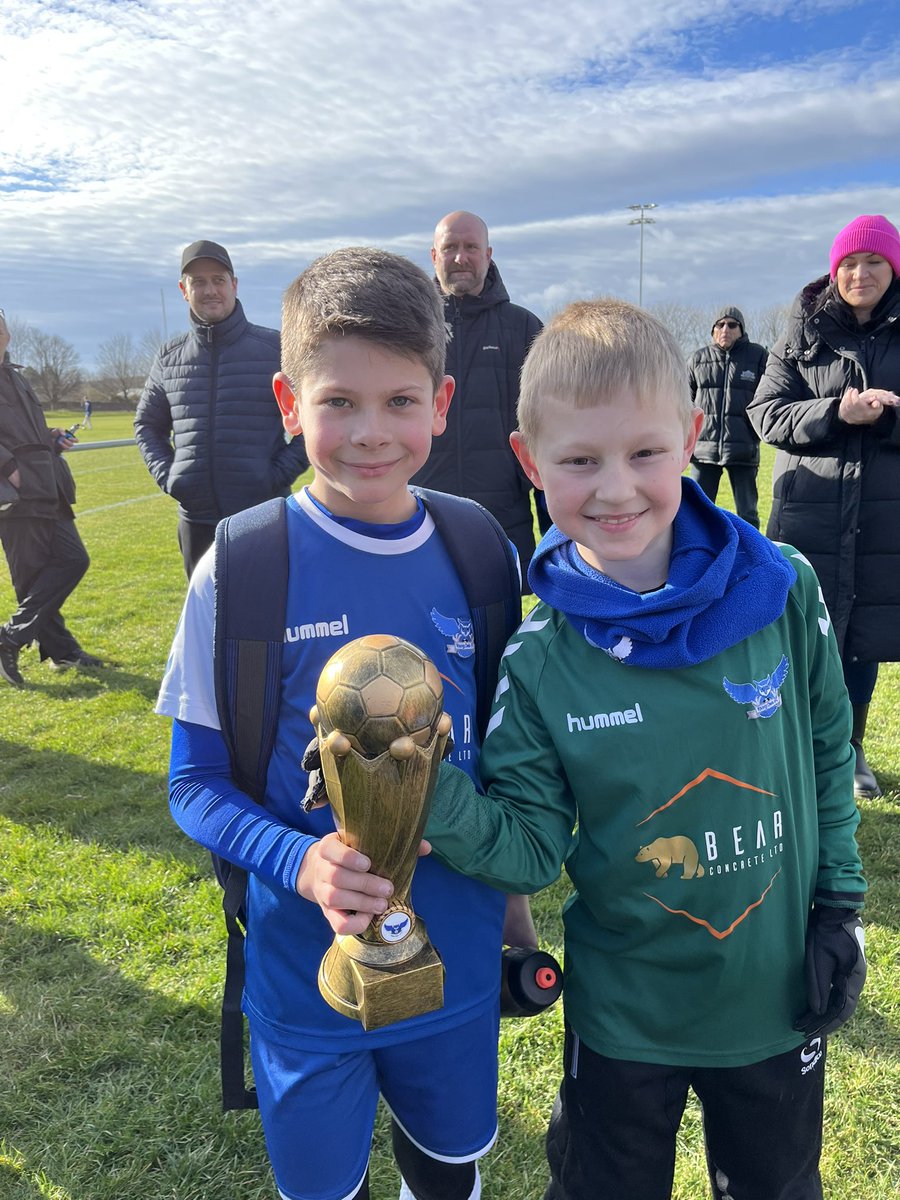 Players of the match today, great defending Zak &amp; safe hands Tyler     🦉🔵🟡