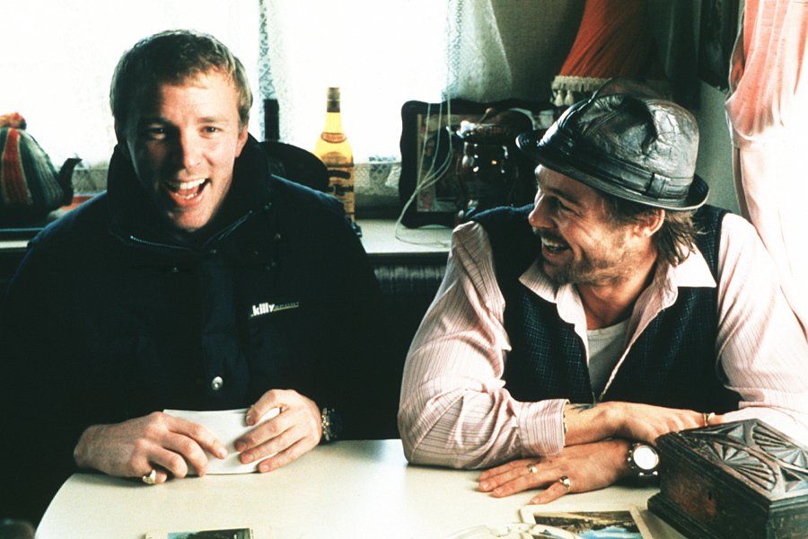 RealButterShow's tweet photo. On the set of SNATCH
Written and directed by Guy Ritchie
Cinematography by Tim Maurice-Jones
Starring Jason Statham, Stephen Graham, Brad Pitt, Benicio del Toro, Dennis Farina, Vinnie Jones, Rade Šerbedžija
Released August 23, 2000 (UK), January 19, 2001 (US)
#BehindTheScenes https://t.co/xTT7DGtDT4
