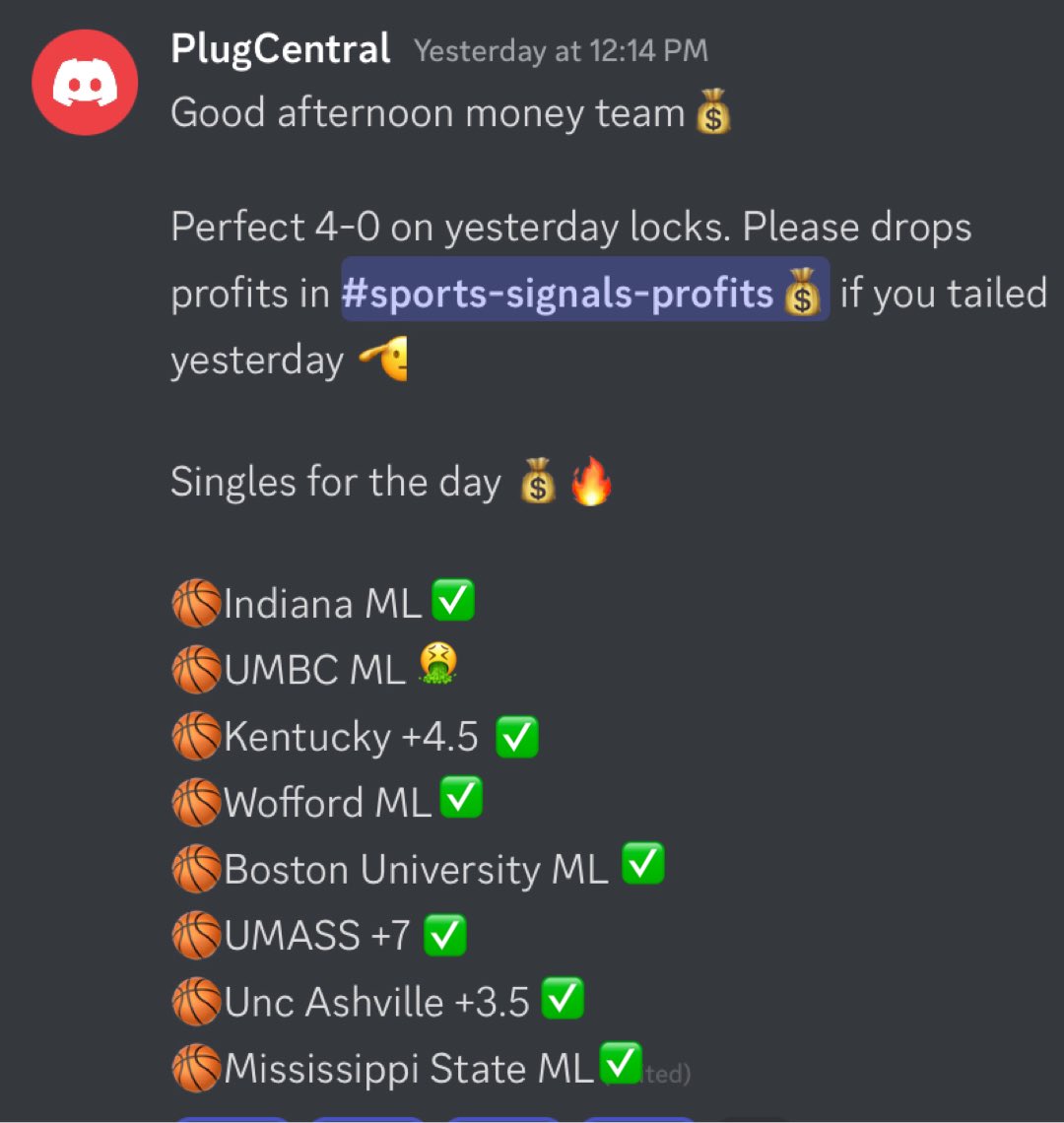 FaluSeck's tweet photo. Sports Discord been Killing CBB all weekend ( 11-1 ) All under -175 odds🤫 

Link In Bio‼️ #GamblingTwiitter https://t.co/gMQ2u0BiyU